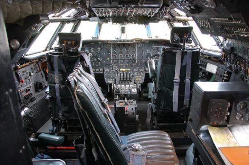 Flight Manuals Online