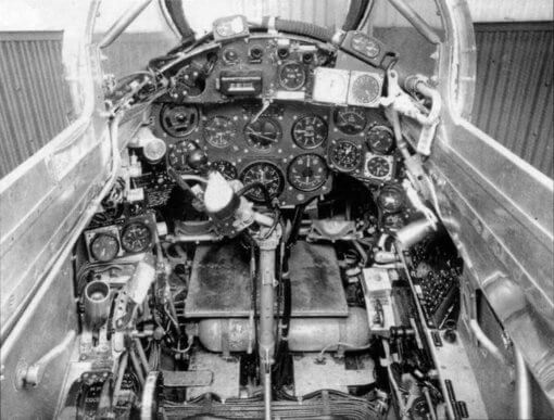 Flight Manual Pilots Notes for the Supermarine Attacker