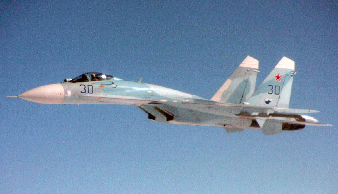 SUKHOI SU-27 FLANKER