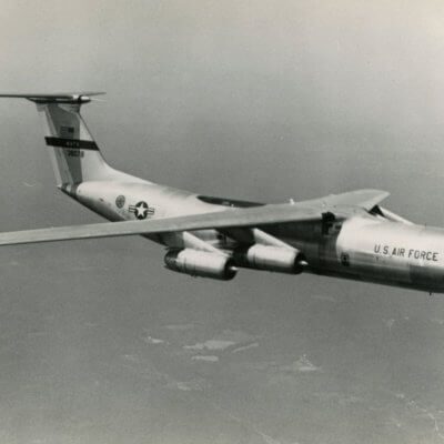 Flight Manual for the Lockheed C-141 Starlifter